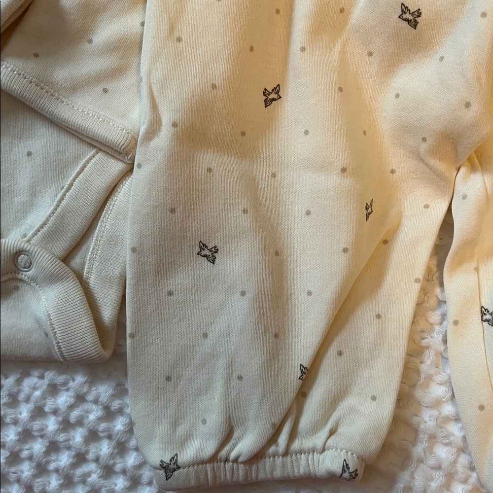 Baby gap Cream Bird Matching Set - Picture 4 of 4